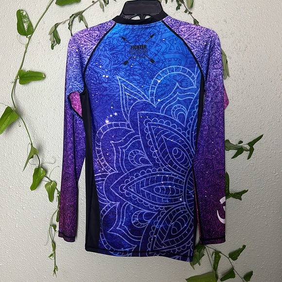 Adult Ladies Rashguard - Picture 2 of 2